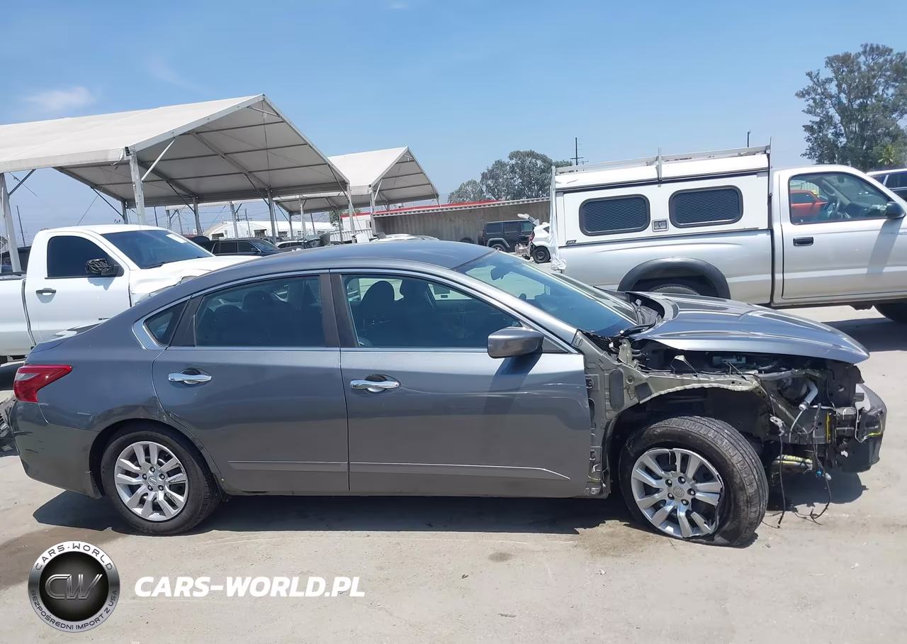 2018 Nissan Altima 2.5 S VIN:1N4AL3AP0JC473511 - 14