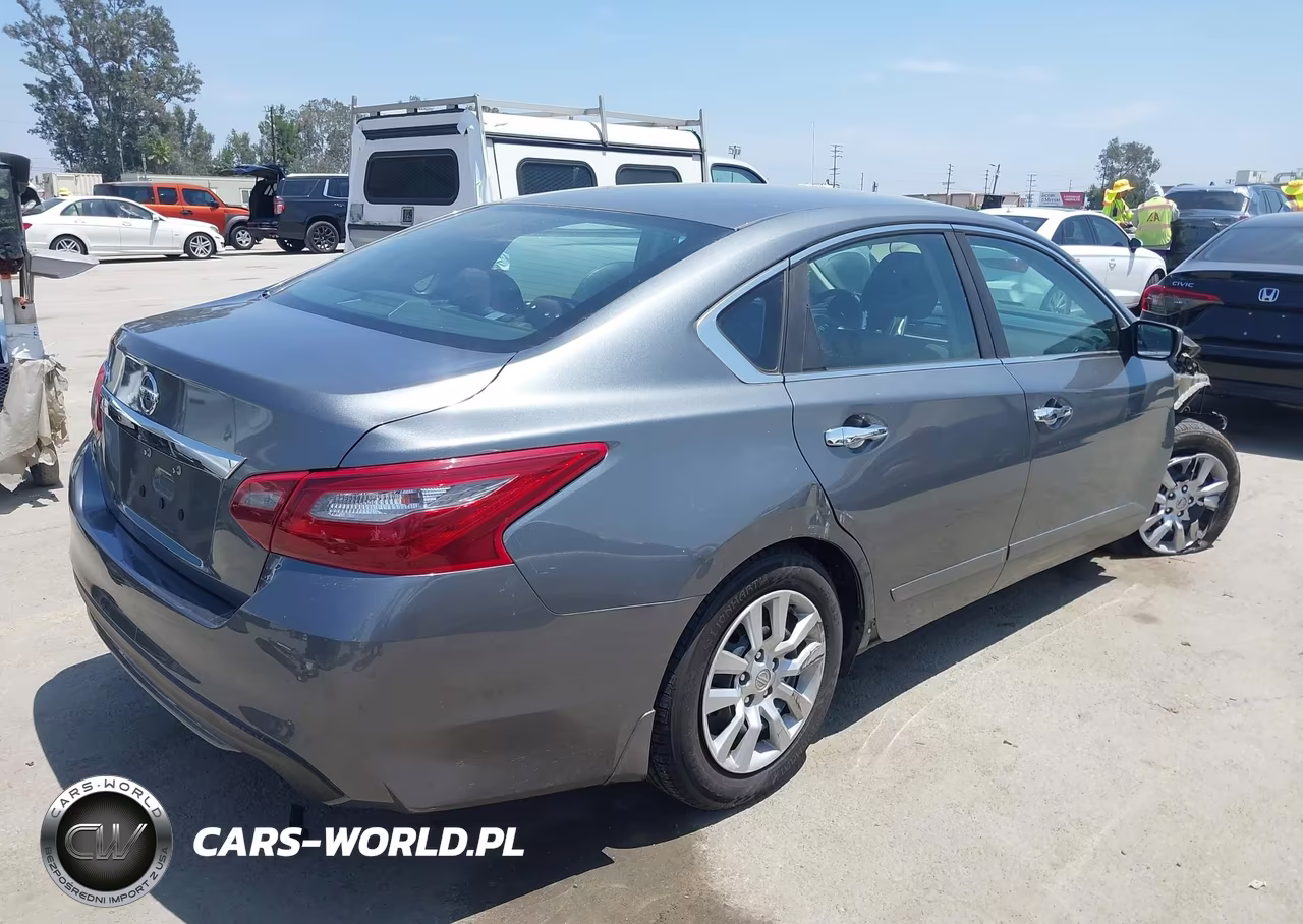 2018 Nissan Altima 2.5 S VIN:1N4AL3AP0JC473511 - 4