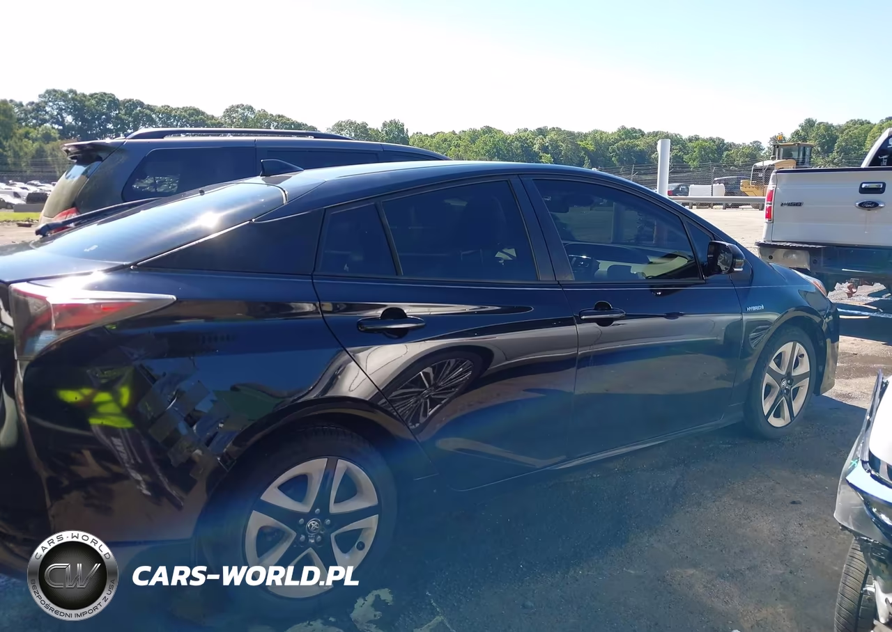 2016 Toyota Prius Three Touring VIN:JTDKARFU3G3016058 - 12