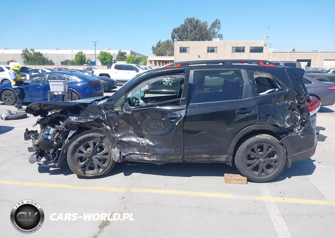 2019 Subaru Forester Sport VIN:JF2SKAPC4KH554768 - 15