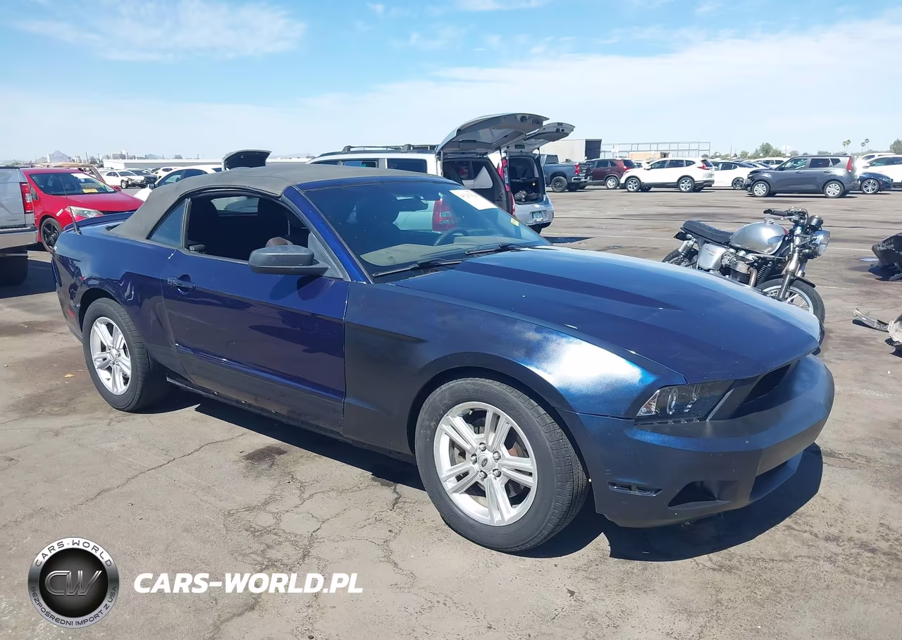 2012 Ford Mustang V6