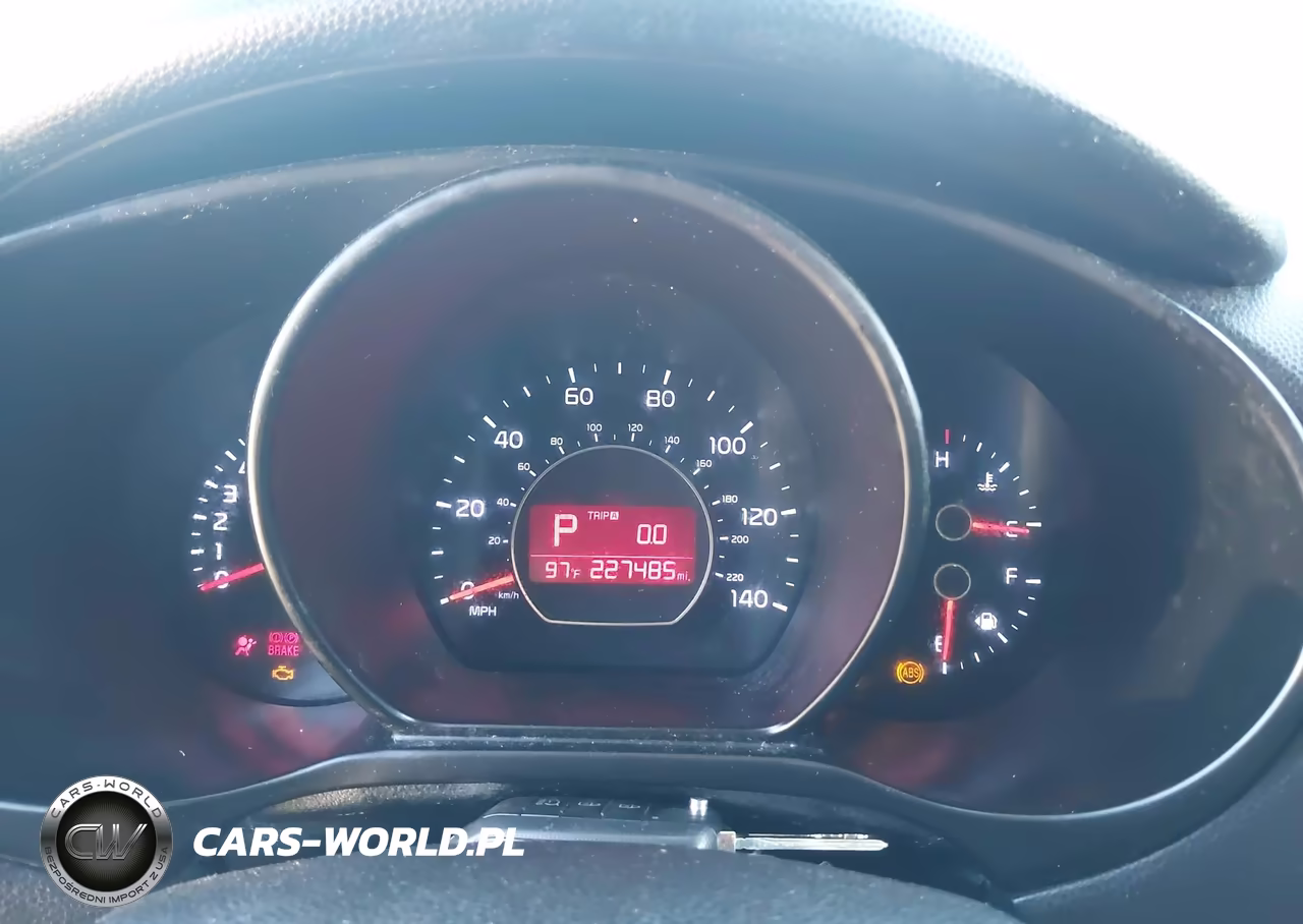 2014 Kia Soul VIN:KNDJN2A26E7101009 - 7