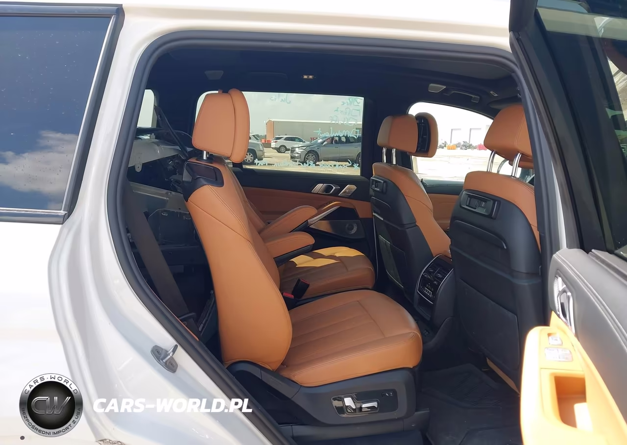2021 BMW X7 M50I VIN:5UXCX6C08M9F47561 - 8
