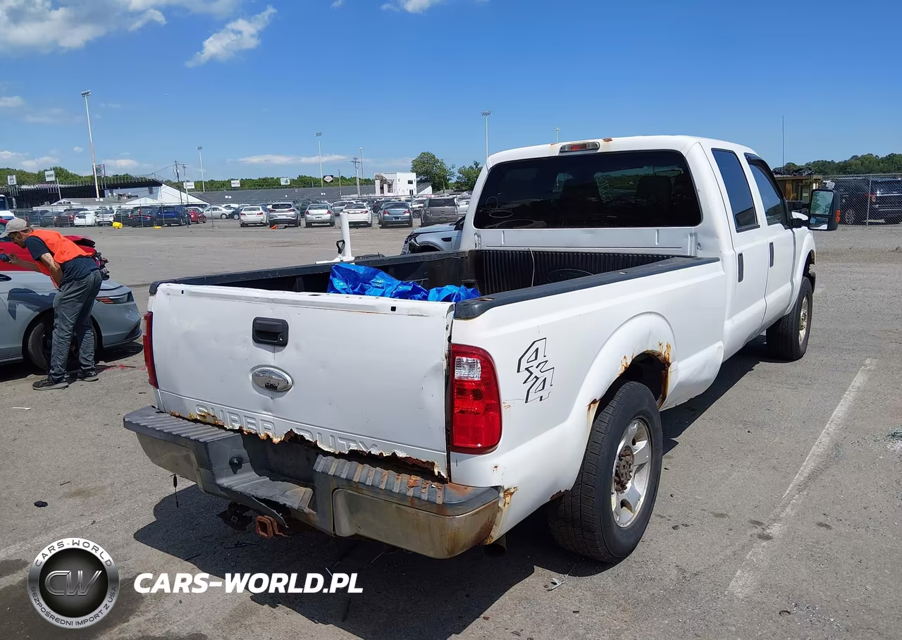 2012 Ford F-250 Xlt VIN:1FT7W2B65CEB56472 - 4