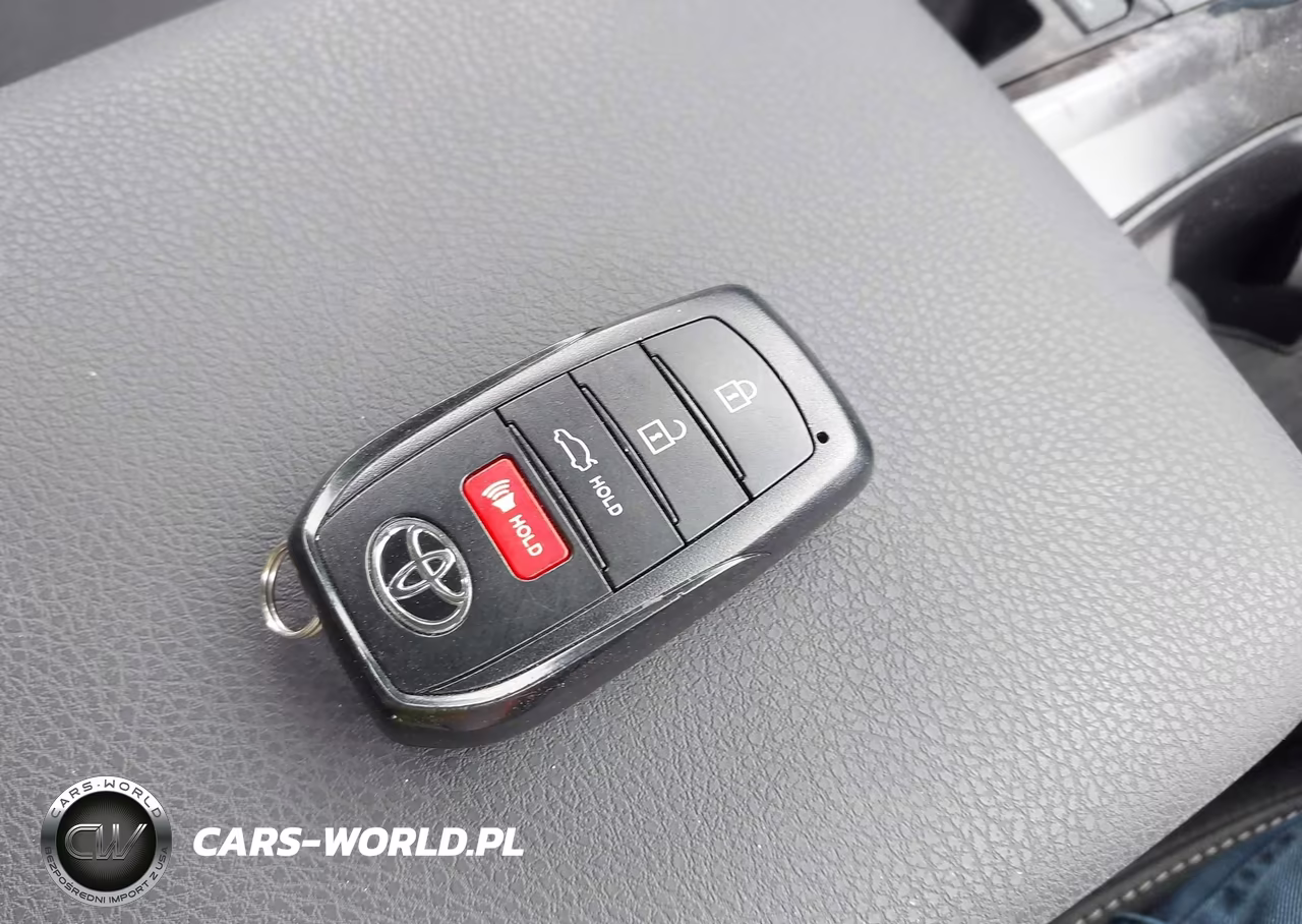 2026 Toyota Camry Se VIN:4T1DAACK1TU673972 - 11