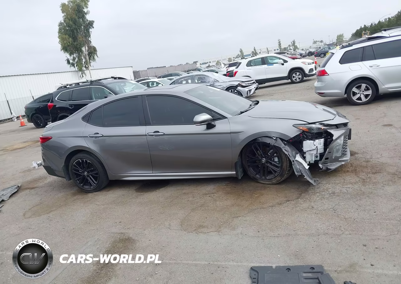 2026 Toyota Camry Se VIN:4T1DAACK1TU673972 - 14