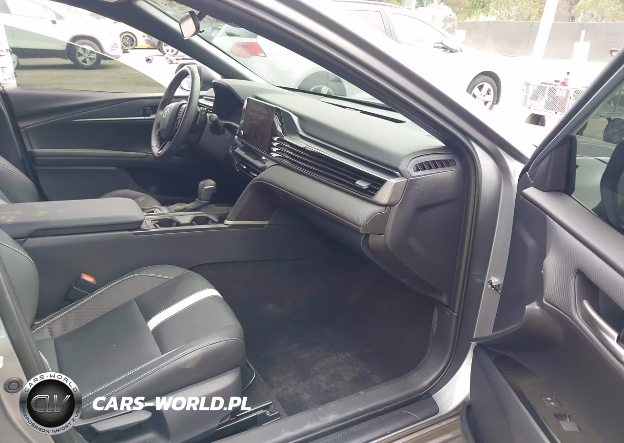 2026 Toyota Camry Se VIN:4T1DAACK1TU673972 - 5