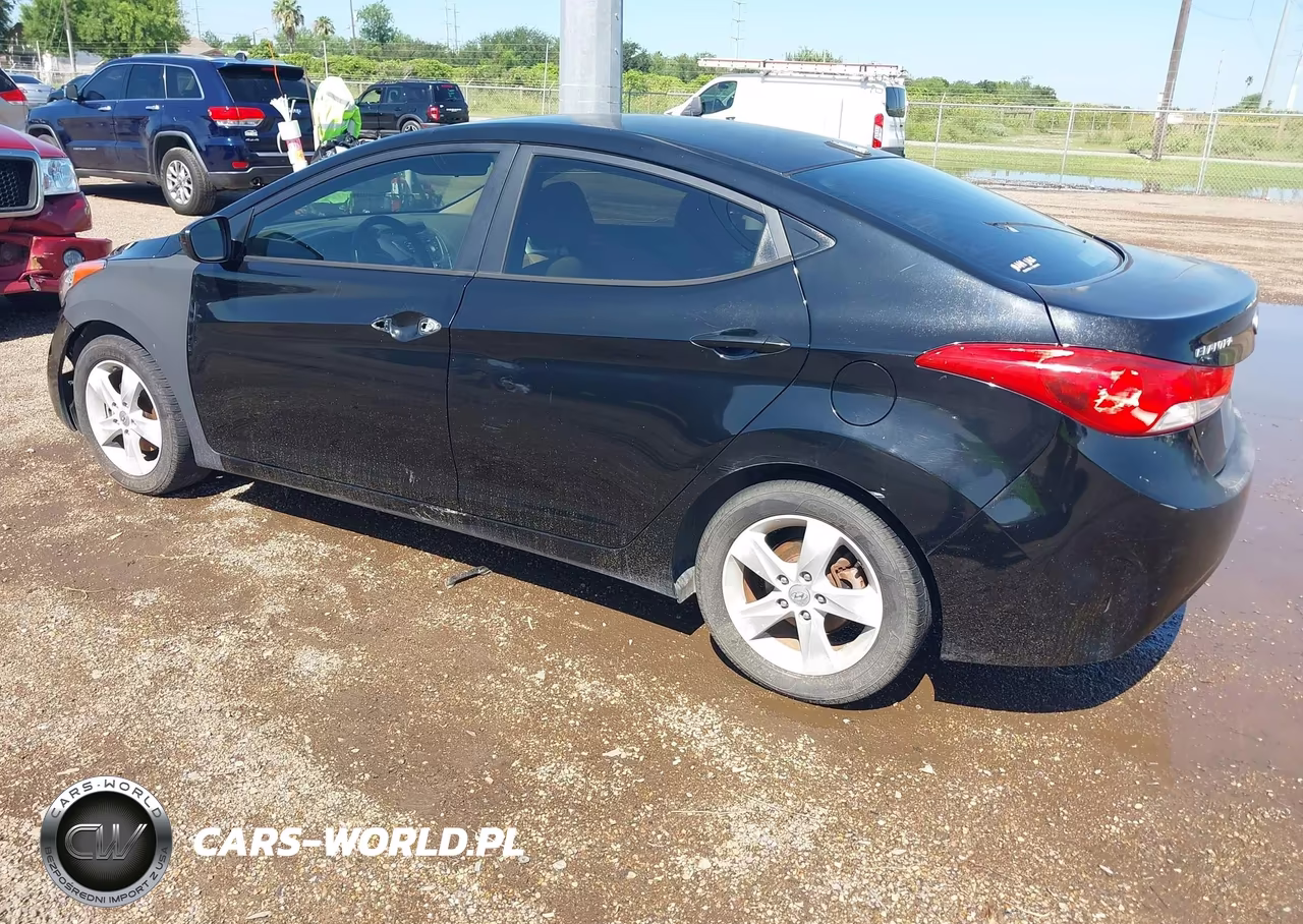 2013 Hyundai Elantra Gls VIN:KMHDH4AE9DU606788 - 3