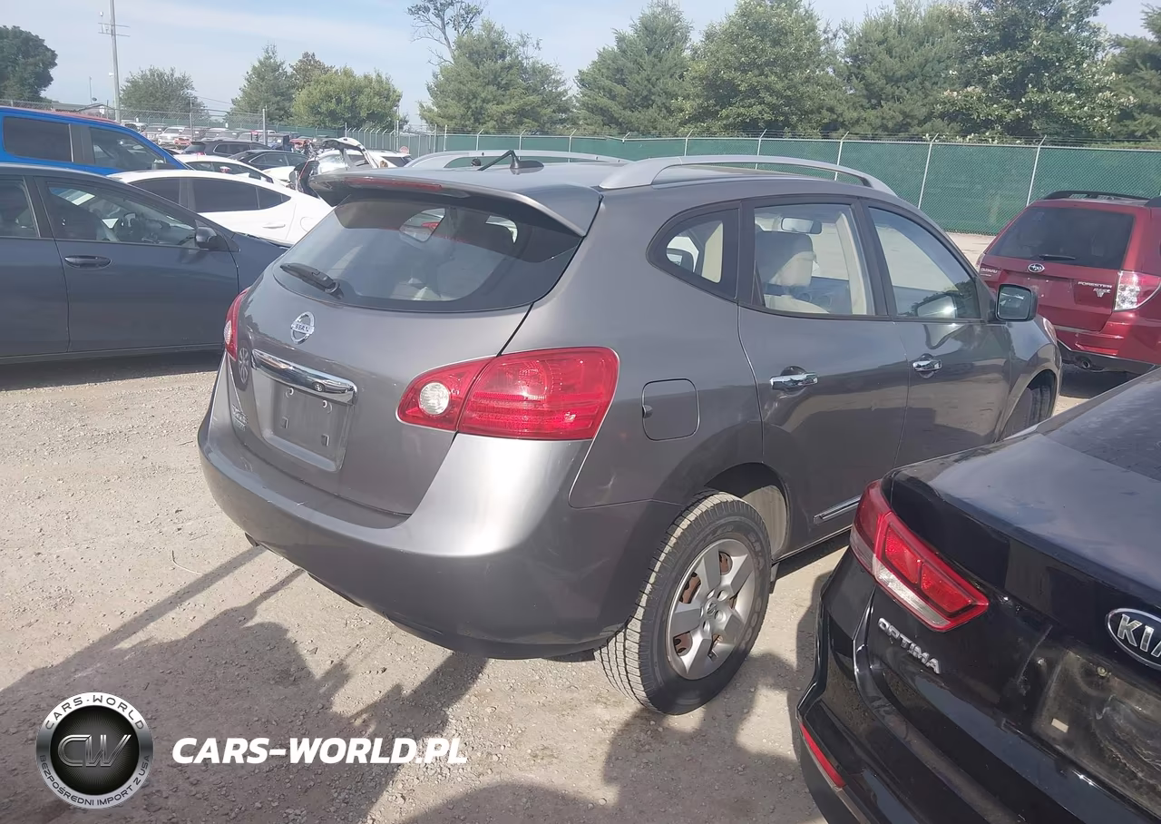 2014 Nissan Rogue Select S VIN:JN8AS5MT2EW621653 - 4