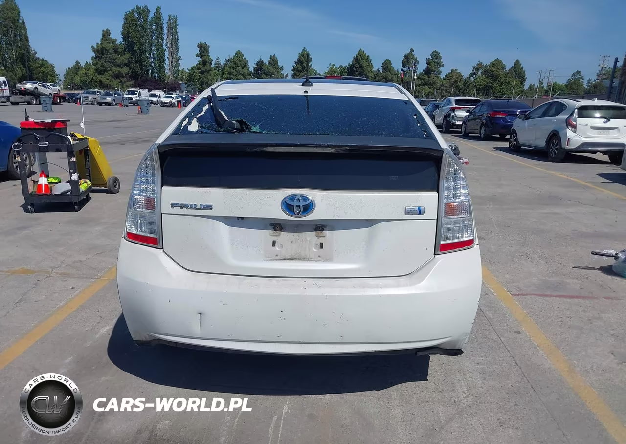 2011 Toyota Prius Three VIN:JTDKN3DU0B0281051 - 16