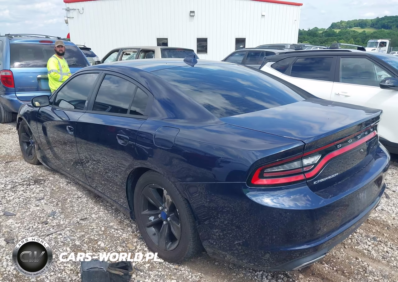 2017 Dodge Charger Sxt Rwd VIN:2C3CDXHG9HH575740 - 3