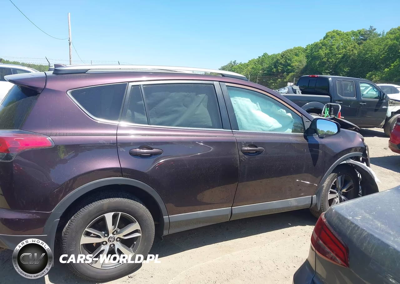 2018 Toyota Rav4 Xle VIN:2T3RFREVXJW698600 - 13