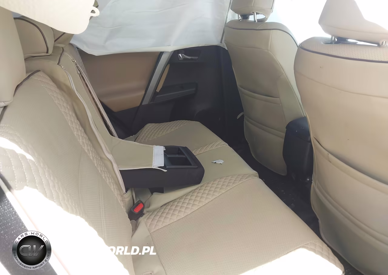 2018 Toyota Rav4 Xle VIN:2T3RFREVXJW698600 - 8