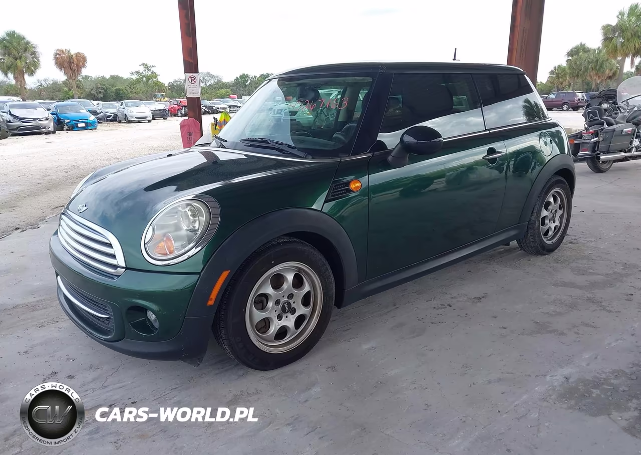 2012 Mini Cooper VIN:WMWSU3C58CT368206 - 2