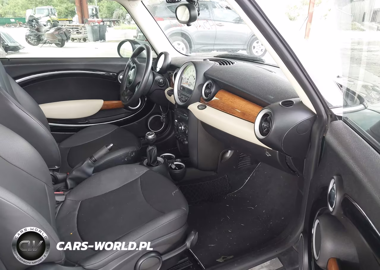 2012 Mini Cooper VIN:WMWSU3C58CT368206 - 5