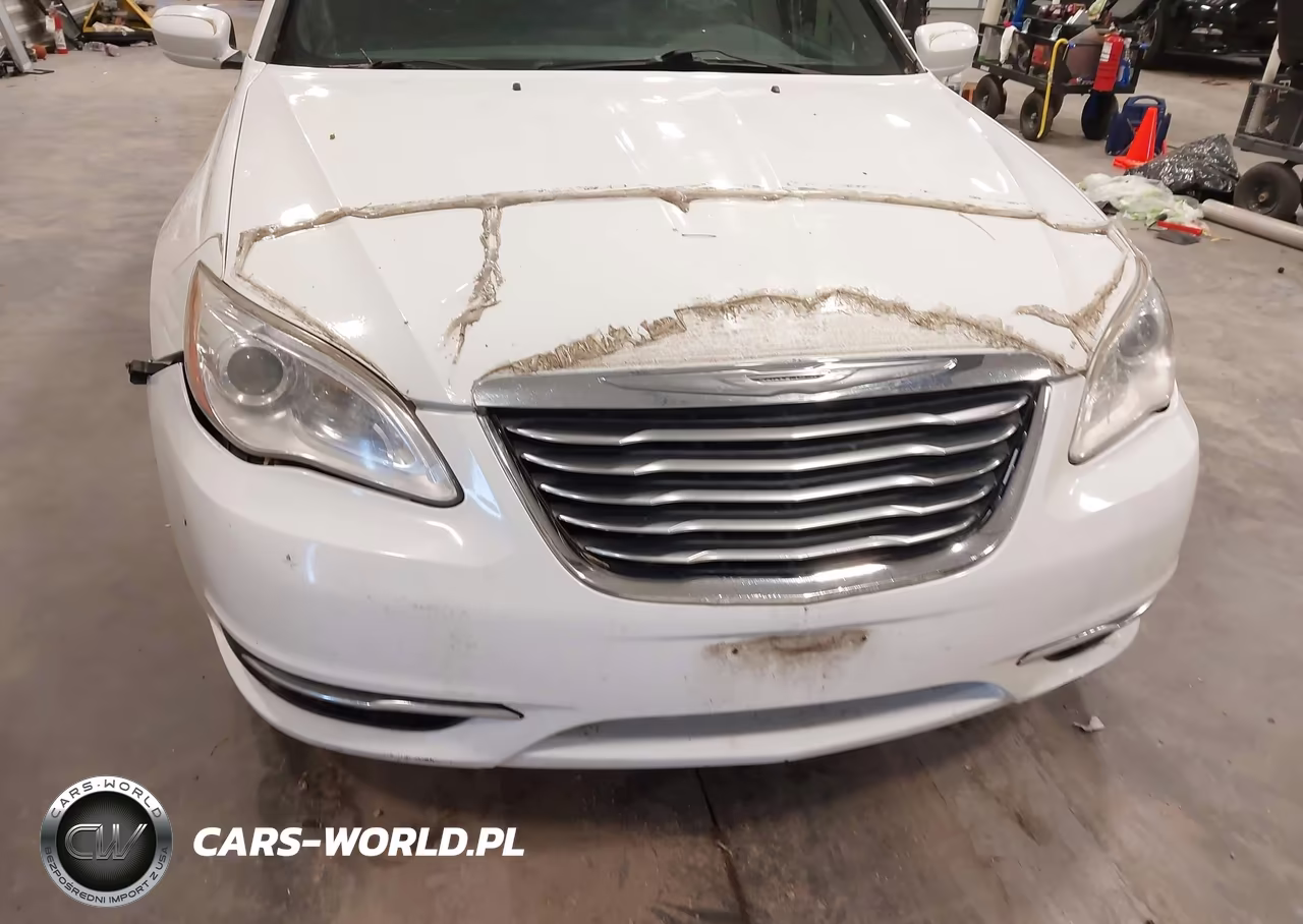 2014 Chrysler 200 Touring VIN:1C3CCBBB5EN108143 - 13