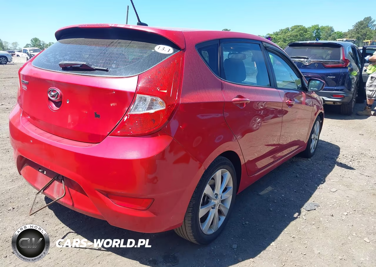 2012 Hyundai Accent Se VIN:KMHCU5AE7CU004645 - 4