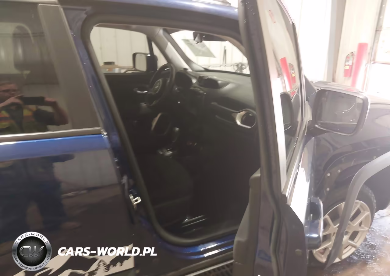 2019 Jeep Renegade Latitude 4X4 VIN:ZACNJBBB4KPK81131 - 5