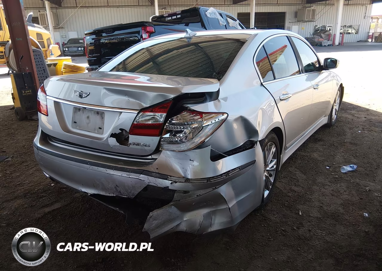 2012 Hyundai Genesis 3.8 VIN:KMHGC4DD7CU201929 - 6