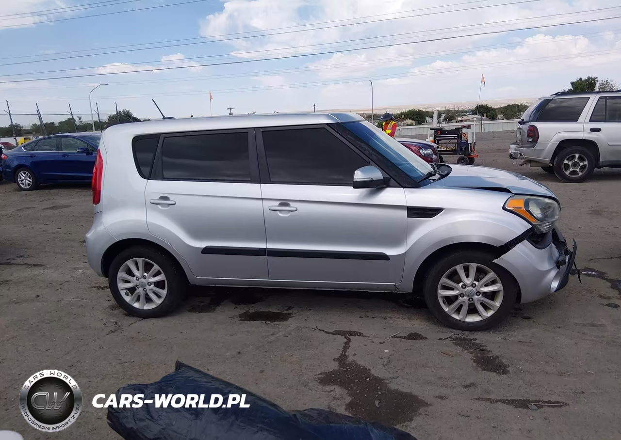 2012 Kia Soul + VIN:KNDJT2A62C7382893 - 13