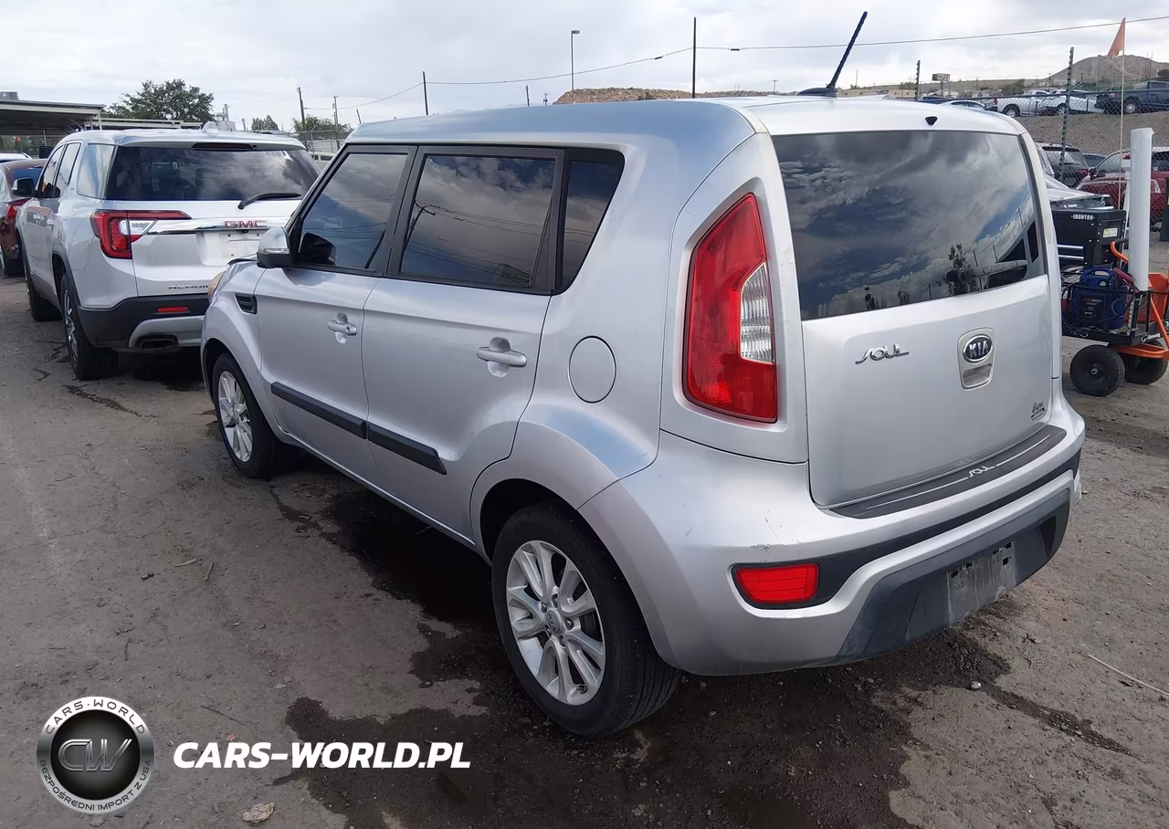 2012 Kia Soul + VIN:KNDJT2A62C7382893 - 3
