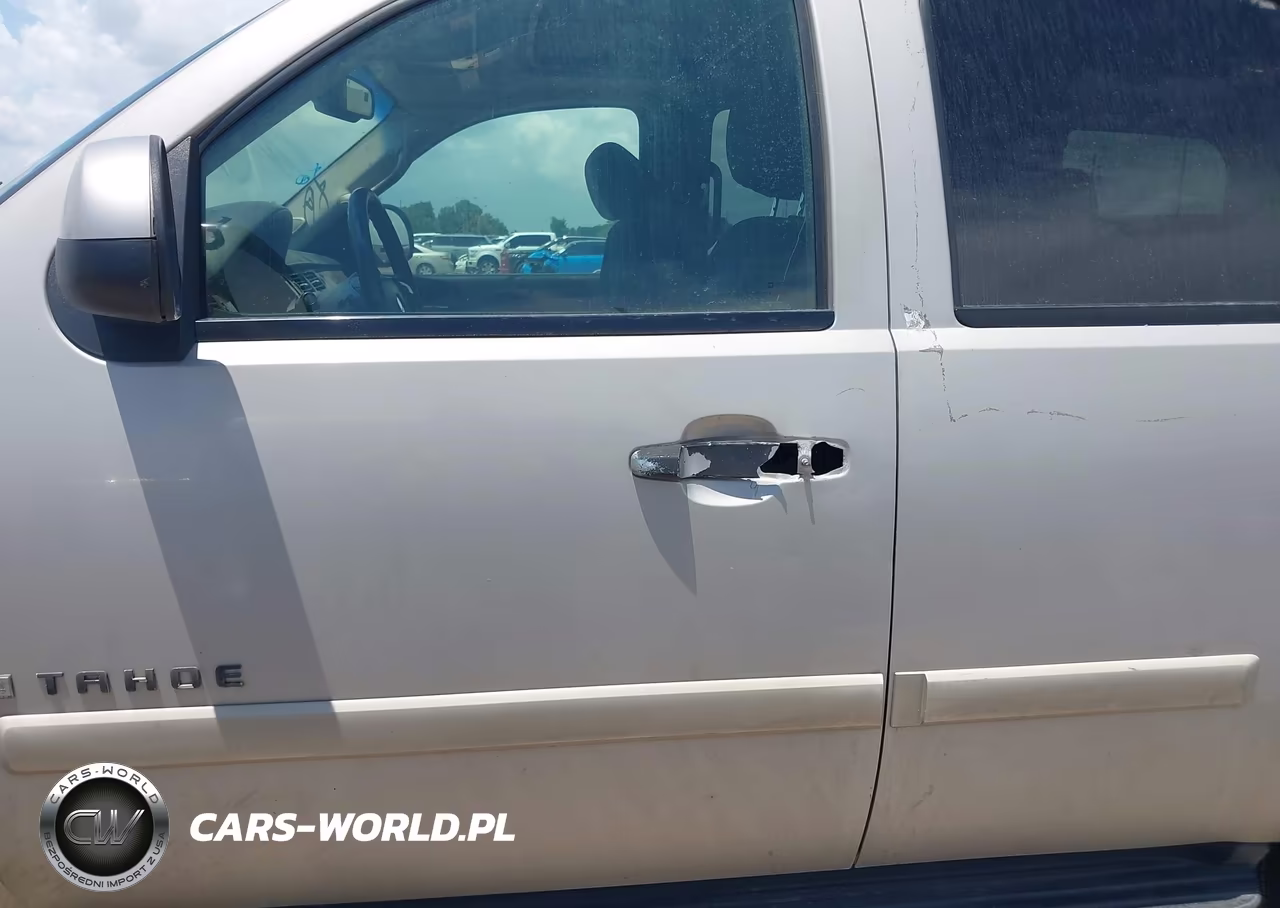 2008 Chevrolet Tahoe Lt VIN:1GNFC130X8J179888 - 15