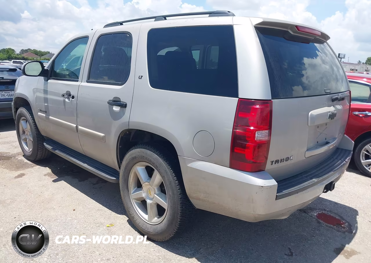 2008 Chevrolet Tahoe Lt VIN:1GNFC130X8J179888 - 3