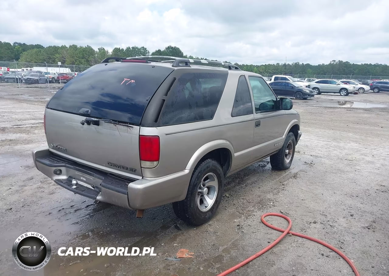 2001 Chevrolet Blazer Ls VIN:1GNCS18W31K148369 - 4