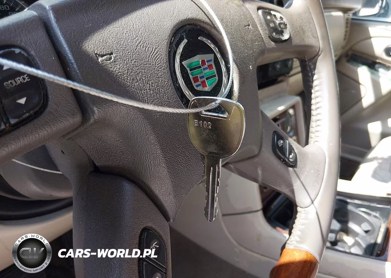 2004 Cadillac Escalade Standard VIN:1GYEC63T84R130061 - 11