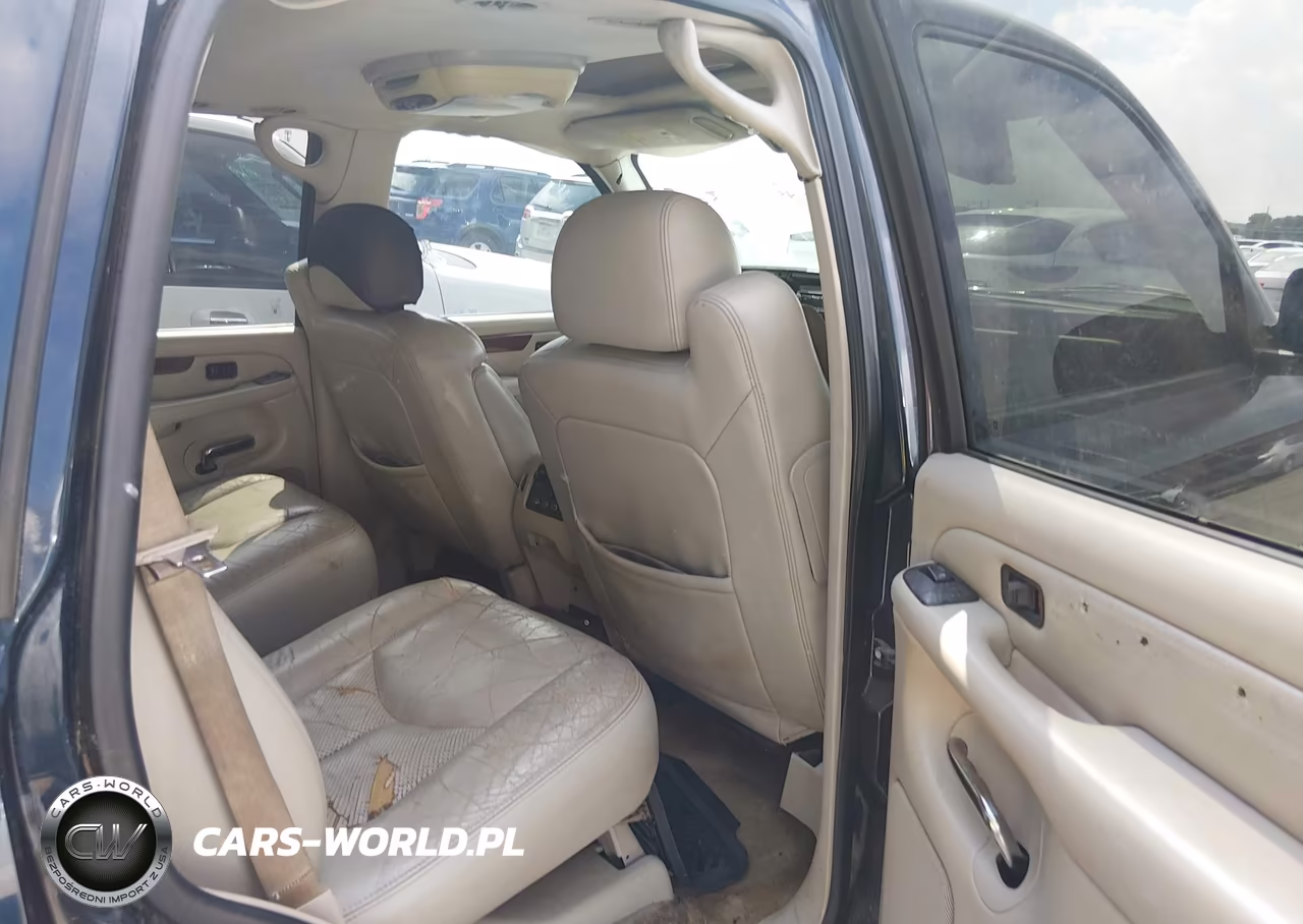 2004 Cadillac Escalade Standard VIN:1GYEC63T84R130061 - 8