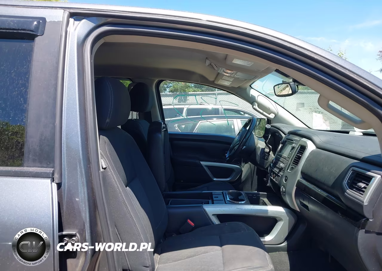 2017 Nissan Titan Platinum Reserve-Pro-4X-S-Sl-Sv VIN:1N6AA1E50HN500232 - 5