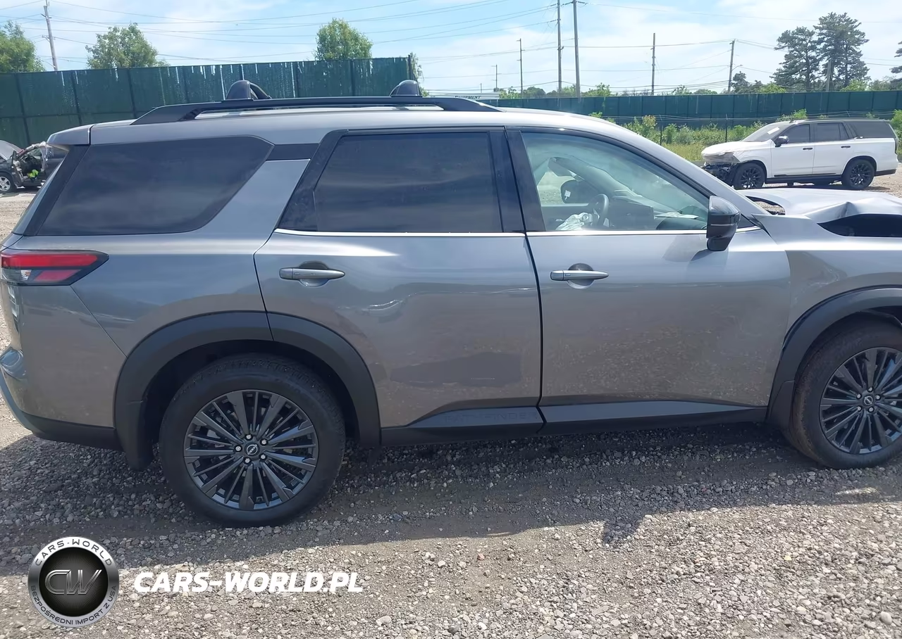 2026 Nissan Pathfinder Sl VIN:5N1DR3CT1TC204979 - 13
