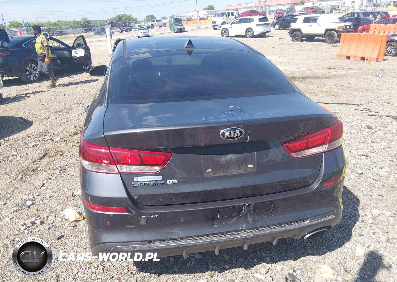 2019 Kia Optima Lx VIN:5XXGT4L33KG280856 - 17