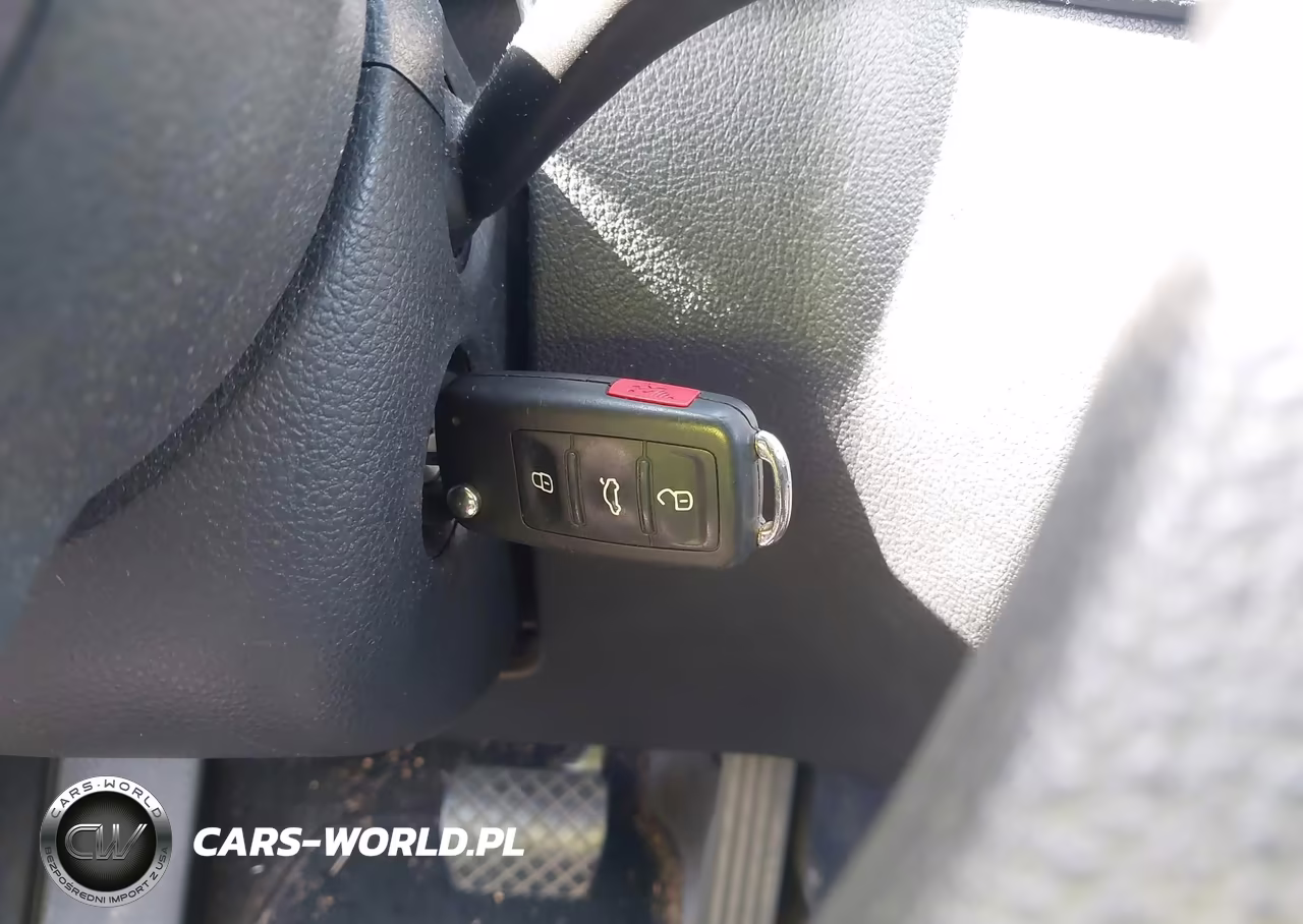 2012 Volkswagen Tiguan Le VIN:WVGAV7AX1CW577823 - 11