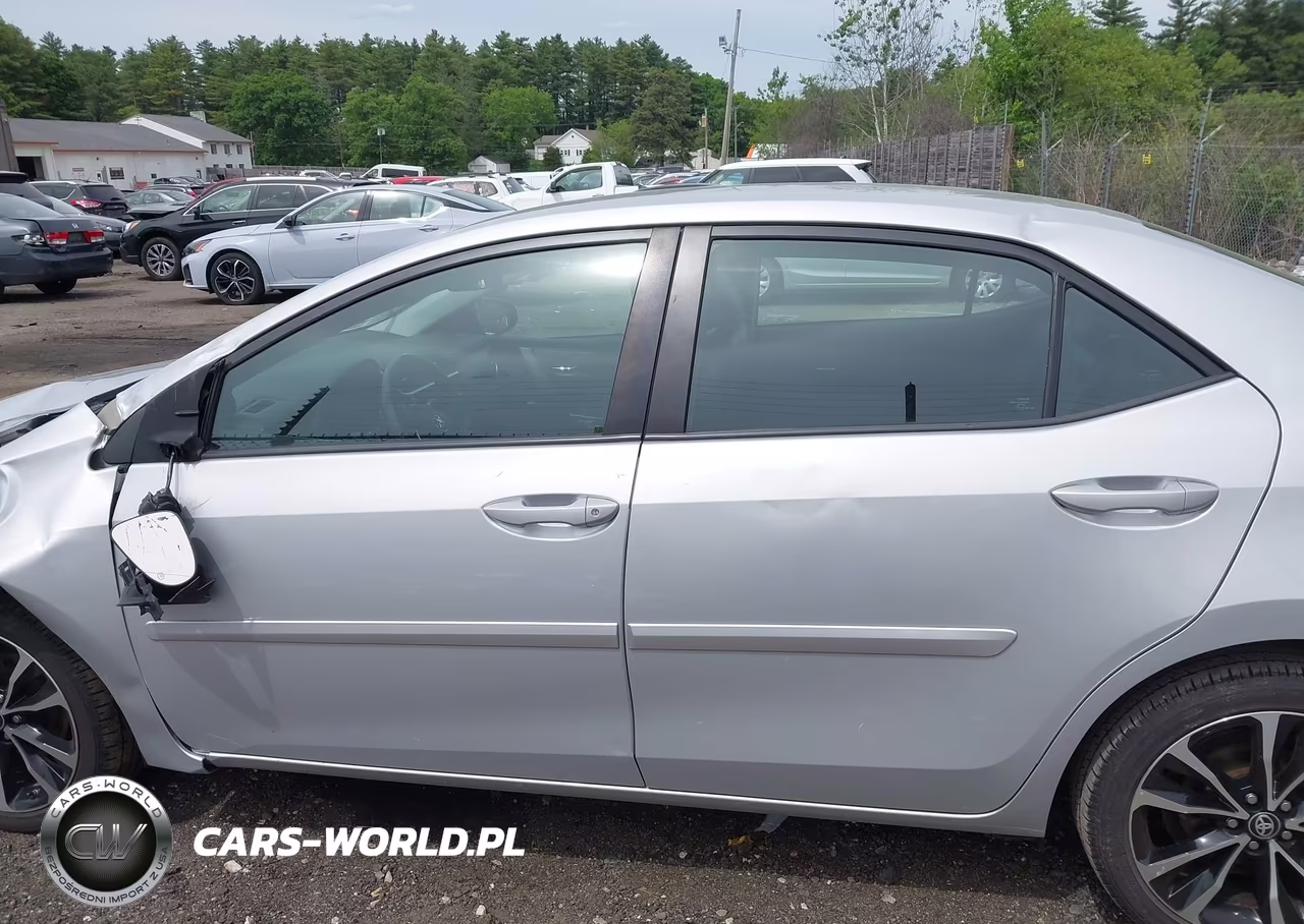 2019 Toyota Corolla Se VIN:2T1BURHE8KC149962 - 15