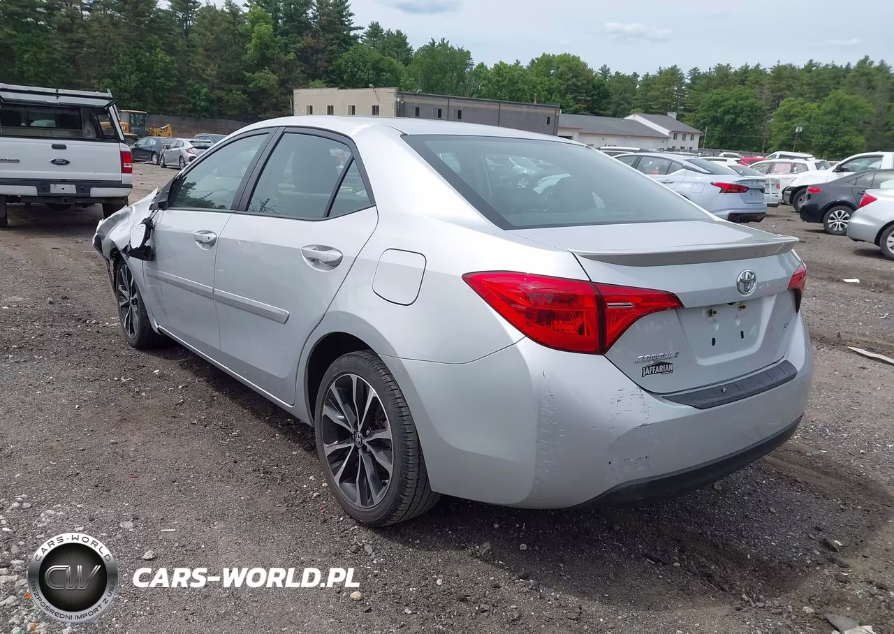 2019 Toyota Corolla Se VIN:2T1BURHE8KC149962 - 3