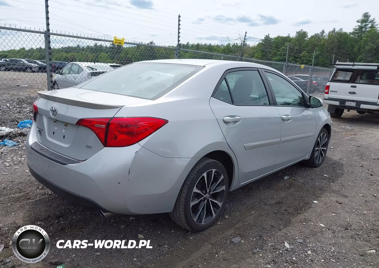 2019 Toyota Corolla Se VIN:2T1BURHE8KC149962 - 4