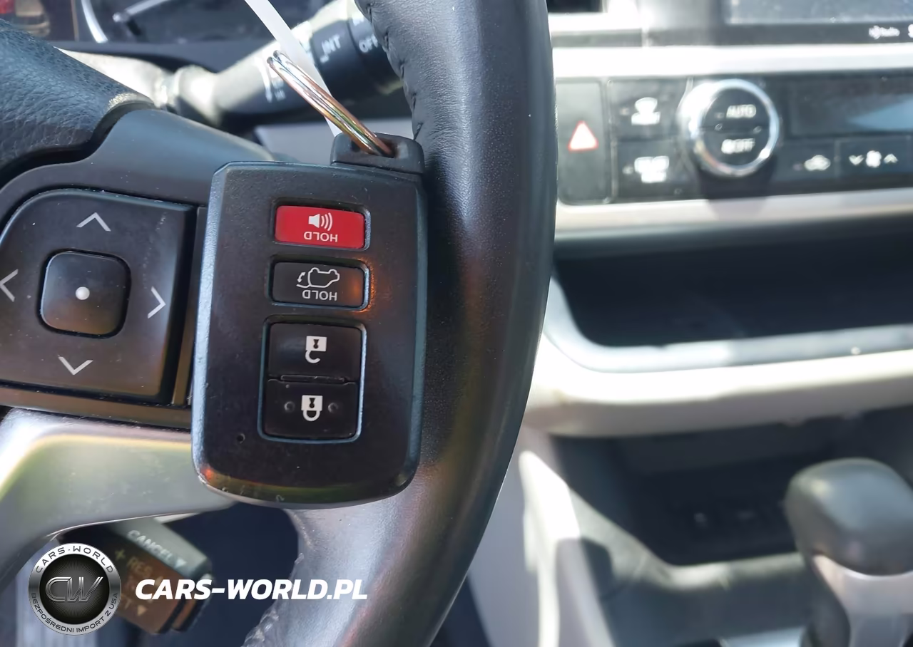2015 Toyota Highlander Xle V6 VIN:5TDJKRFH7FS169552 - 11