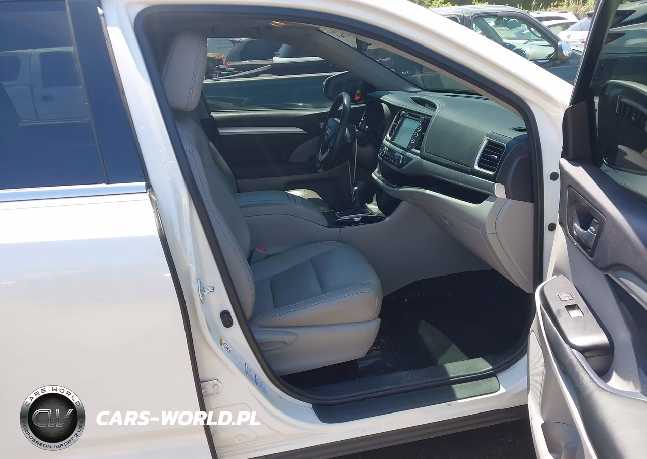 2015 Toyota Highlander Xle V6 VIN:5TDJKRFH7FS169552 - 5