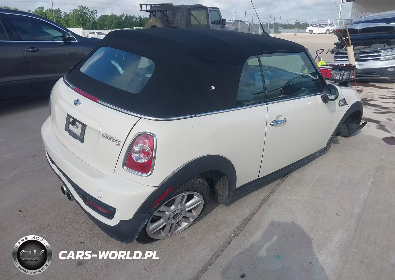 2011 Mini Cooper S VIN:WMWZP3C52BT249085 - 4