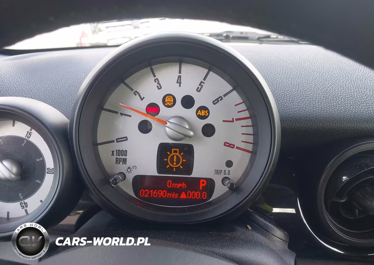 2011 Mini Cooper S VIN:WMWZP3C52BT249085 - 7