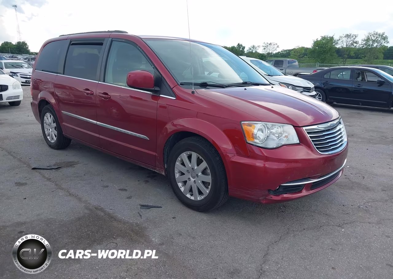 2015 Chrysler Town & Country Touring – zdjęcie 1 z 11