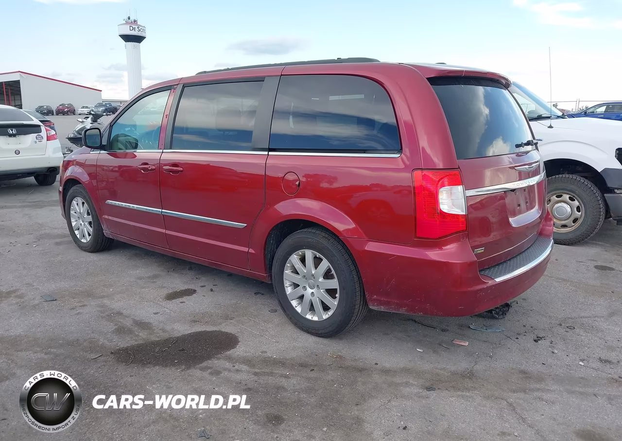 2015 Chrysler Town & Country Touring VIN:2C4RC1BGXFR636860 - 3