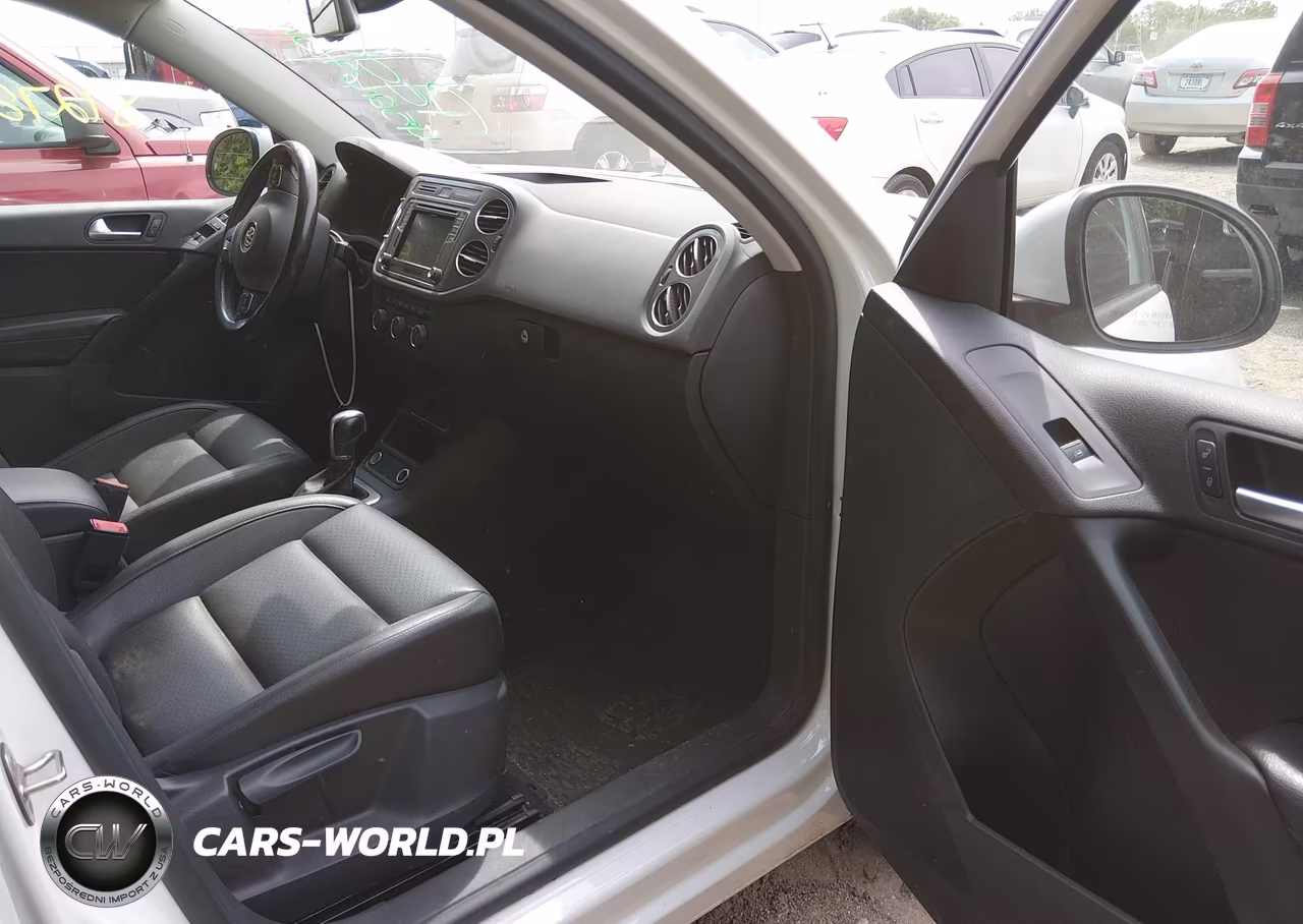 2017 Volkswagen Tiguan 2.0T-2.0T S VIN:WVGAV7AX9HK004098 - 5