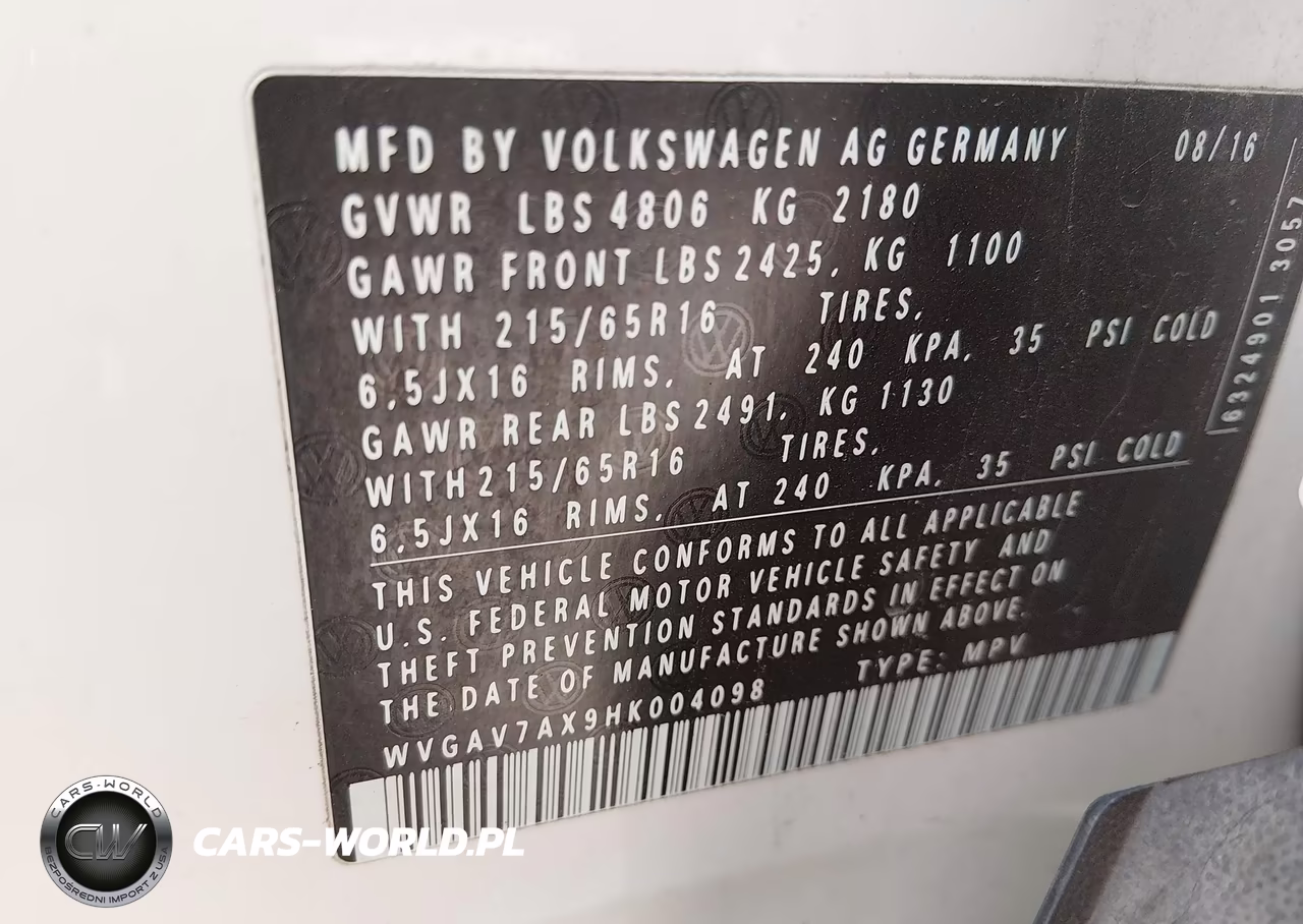 2017 Volkswagen Tiguan 2.0T-2.0T S VIN:WVGAV7AX9HK004098 - 9