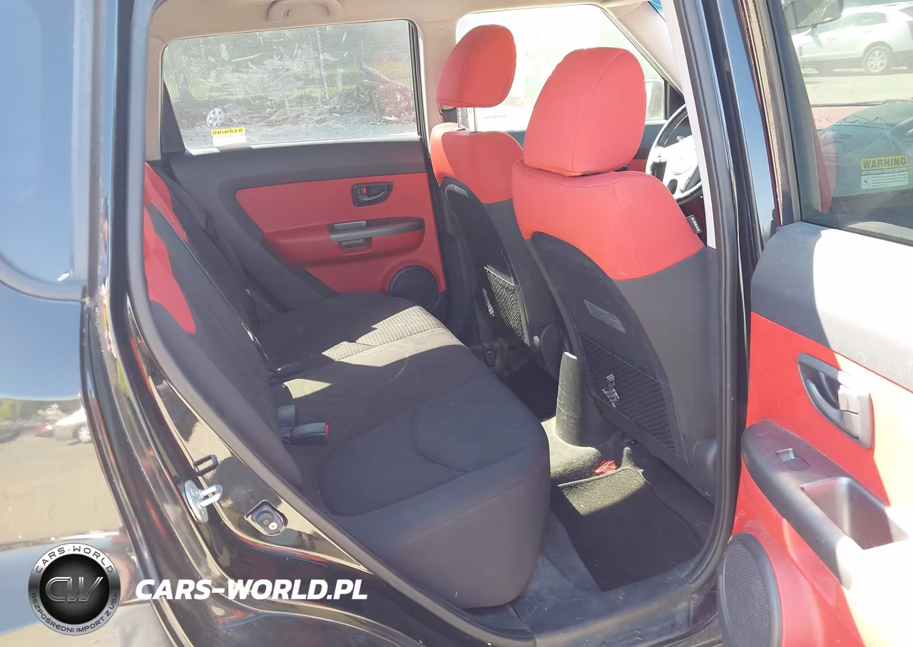 2010 Kia Soul Sport VIN:KNDJT2A27A7028927 - 8
