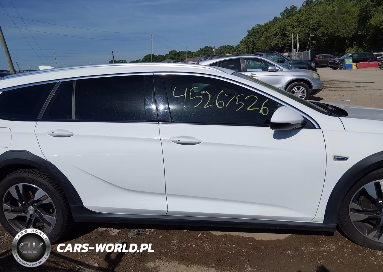 2018 Buick Regal Tourx Preferred VIN:W04GU8SX4J1078606 - 13