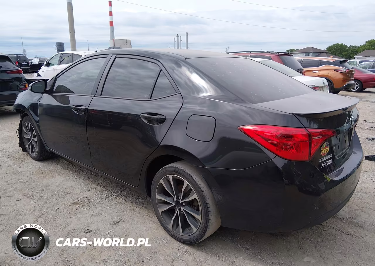 2019 Toyota Corolla Se VIN:5YFBURHE5KP856565 - 3