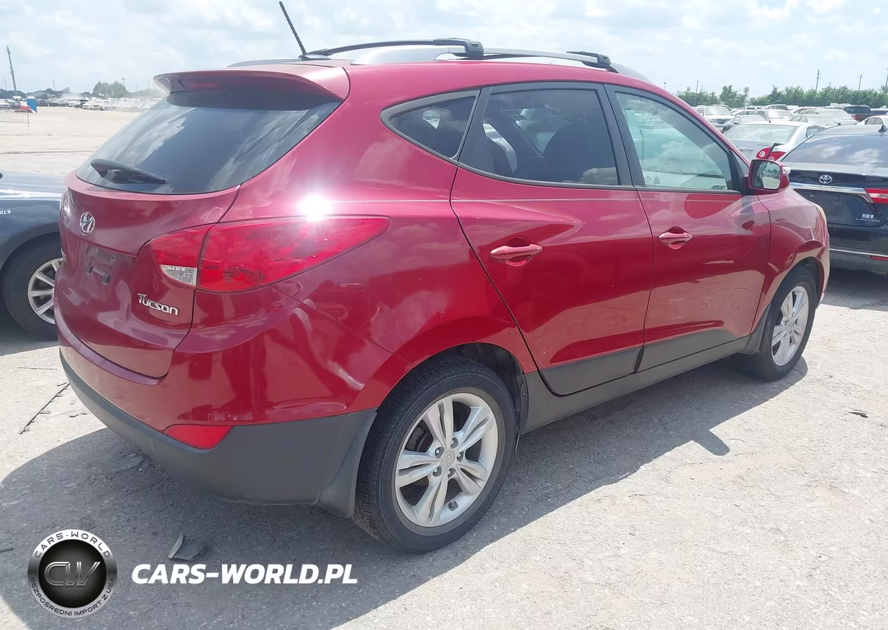 2012 Hyundai Tucson Gls VIN:KM8JU3AC8CU433965 - 4