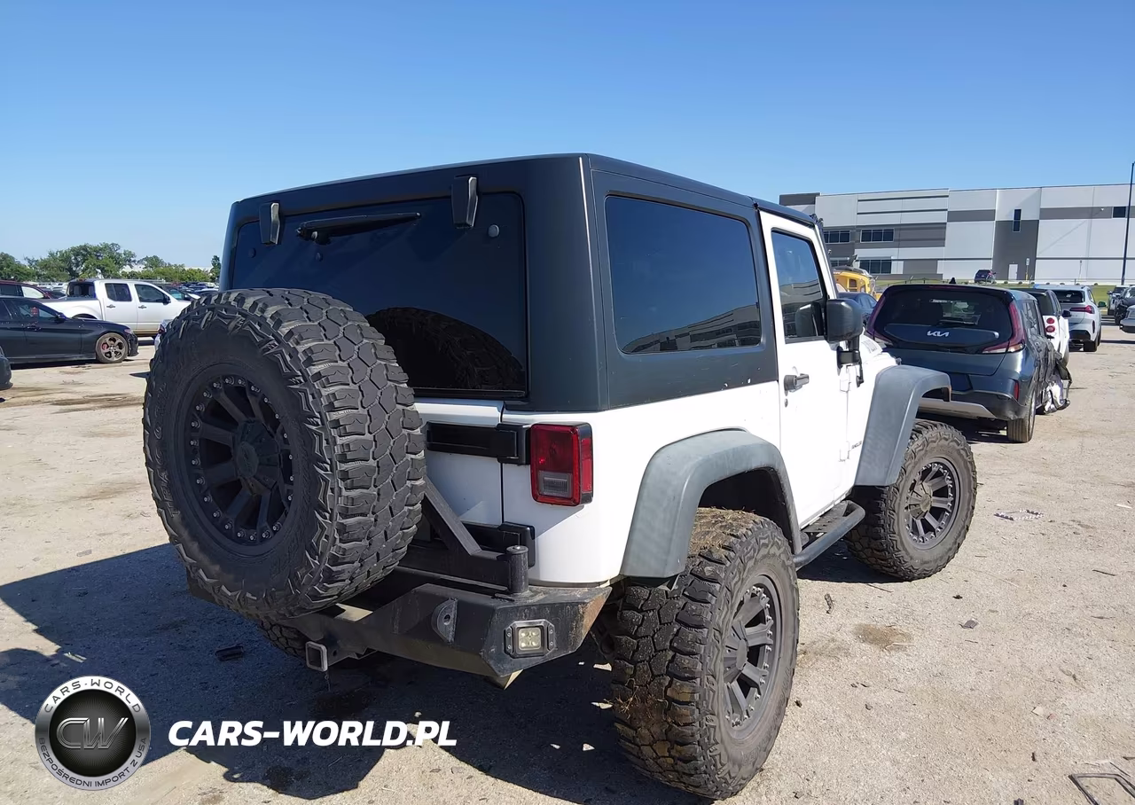 2015 Jeep Wrangler Willys Wheeler VIN:1C4AJWAG6FL507377 - 4